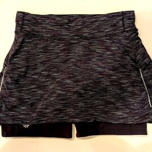 Atheta Women’s Skort 
Size Small Black with grayish white design